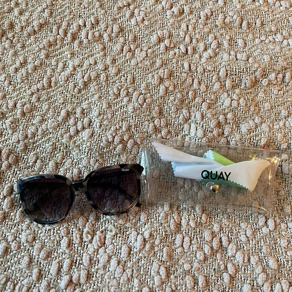 Quay Australia Coffee Run Sunglassed
